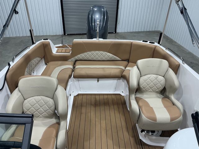 2026 NauticStar 223DC Deck - 14