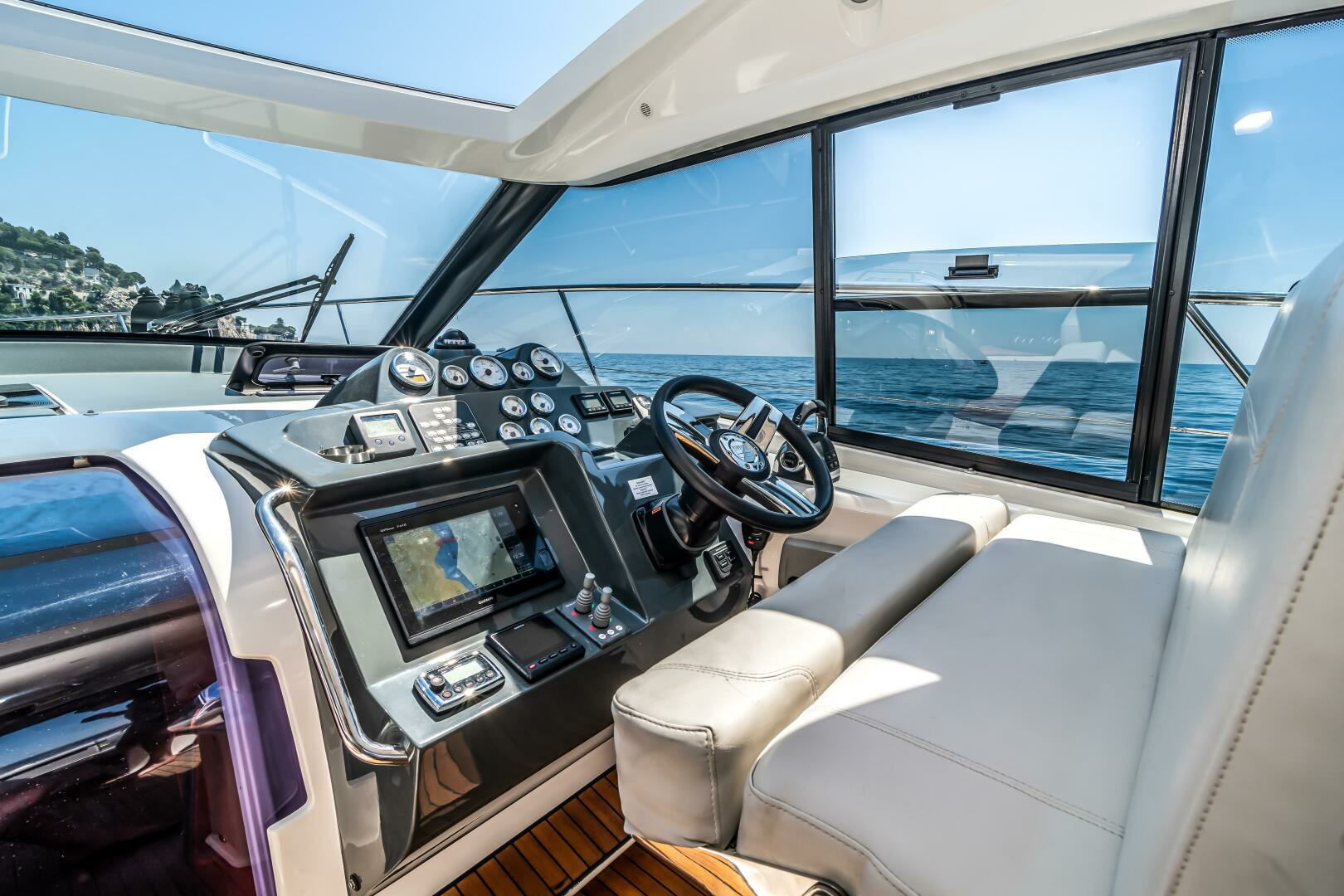 2016 Bavaria Bavaria Sport 400 HT - Image 4