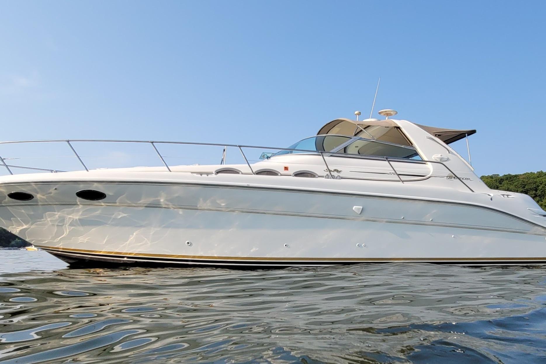 1995 Sea Ray Sundancer 370