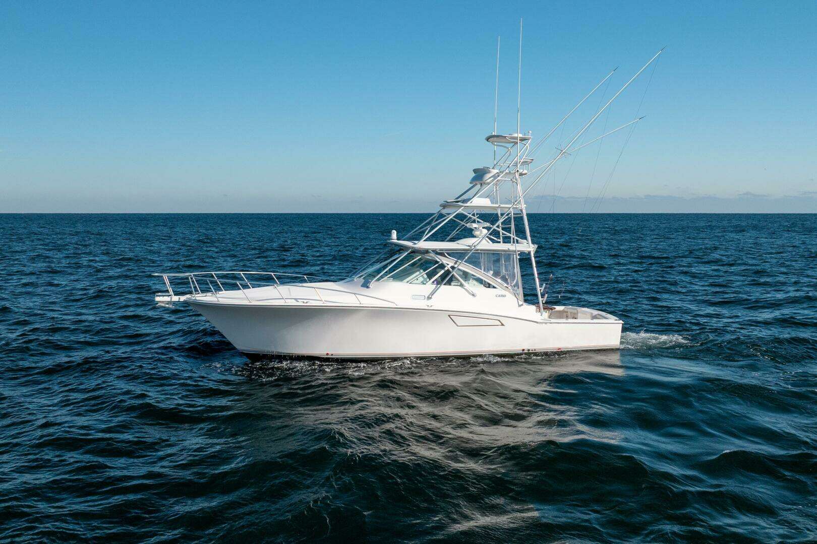 2007 Cabo 40 Express - Image 9