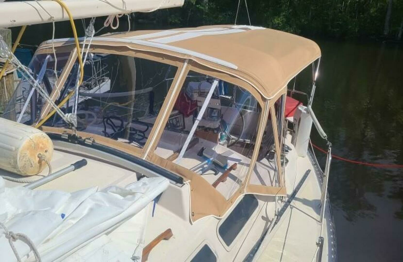 1977 Islander 36 - Image 5