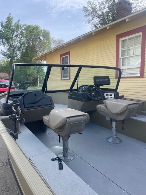2023 Lund 2000 Alaskan Dual Console - 2