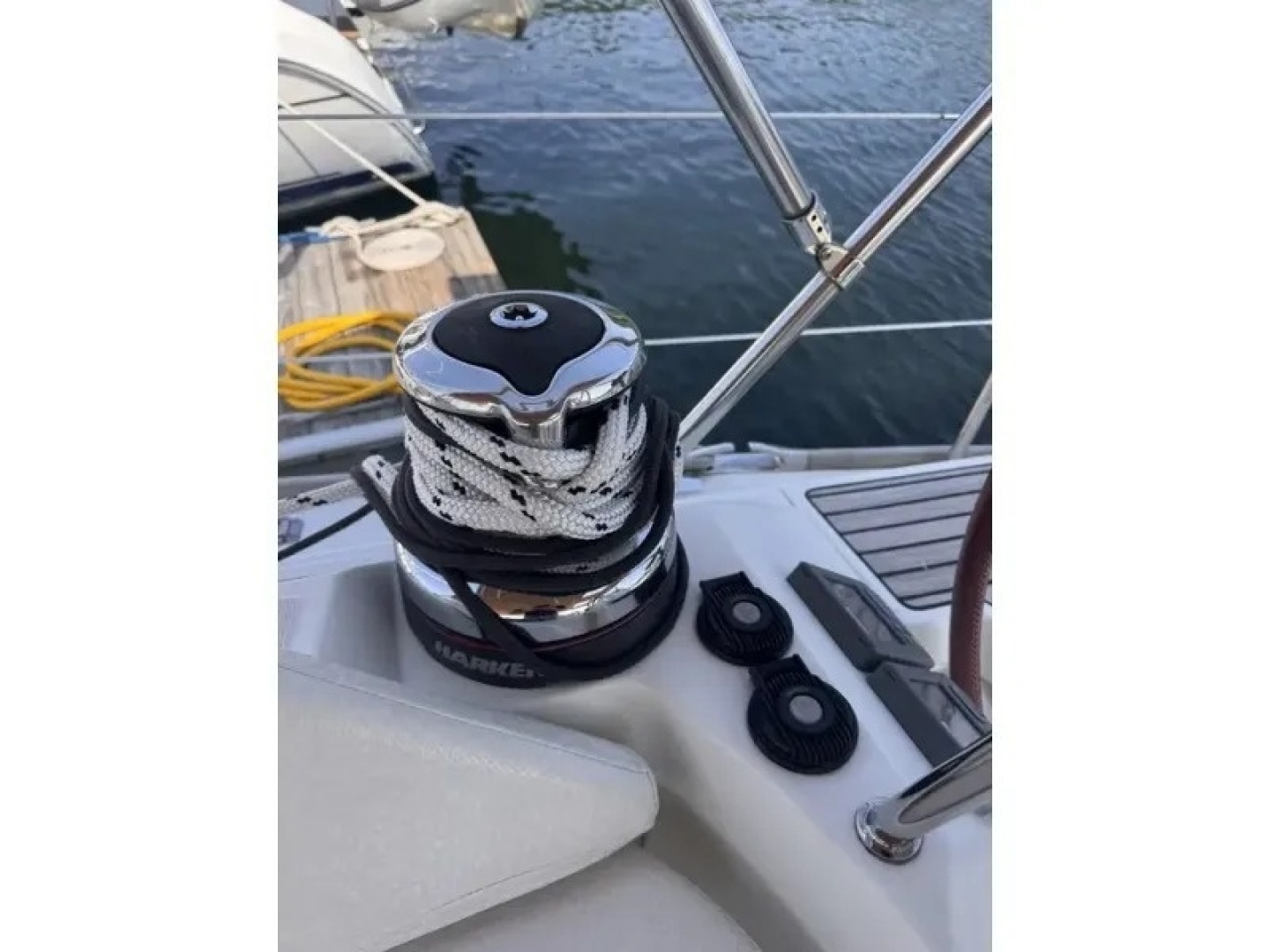2011 Jeanneau 50 Deck Saloon - Image 12