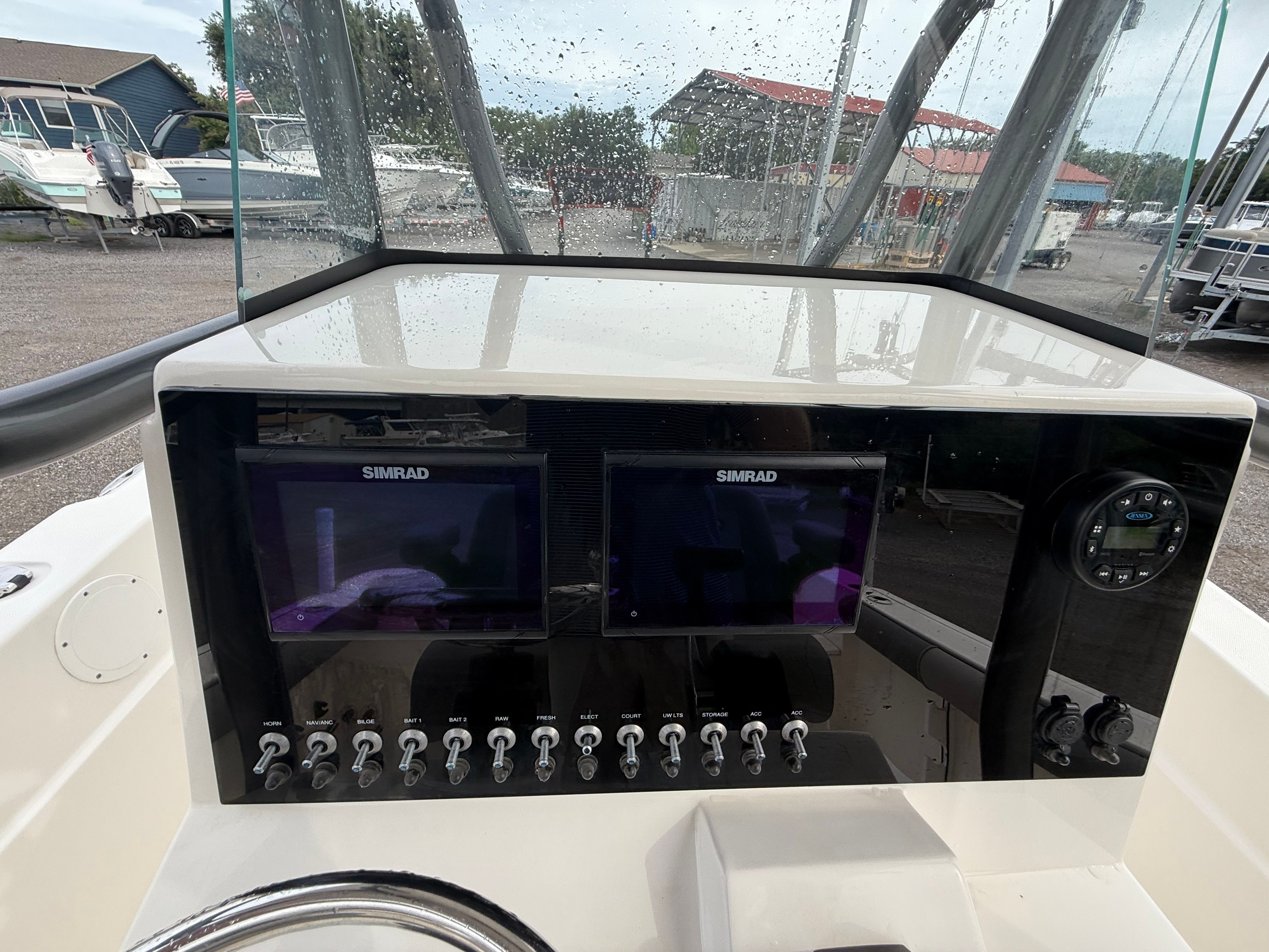 2022 SEA BORN LX 22 - Image 15